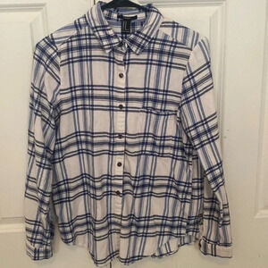 Forever 21 plaid flannel shirt size medium blue and white button up